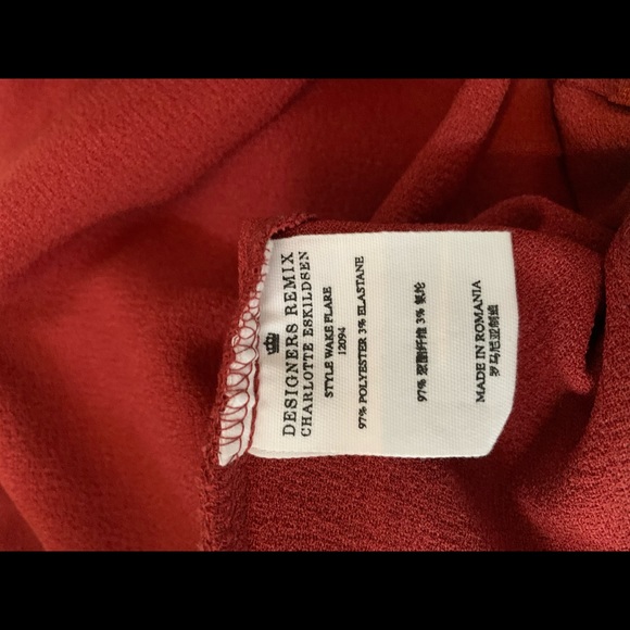 ♥️1 SHOULDER LAYERED RUFFLE TOP♥️ - Picture 4 of 4